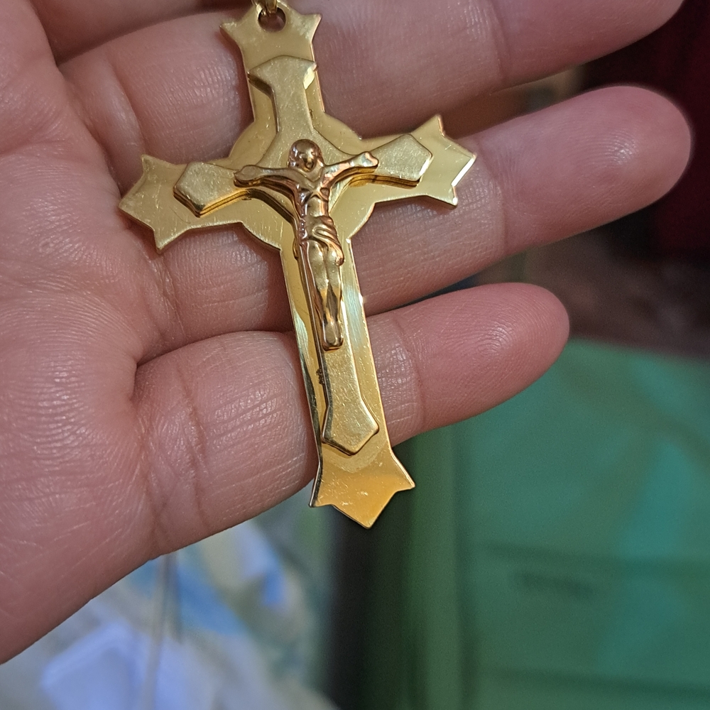 Gold Crucifix Pendant Necklace